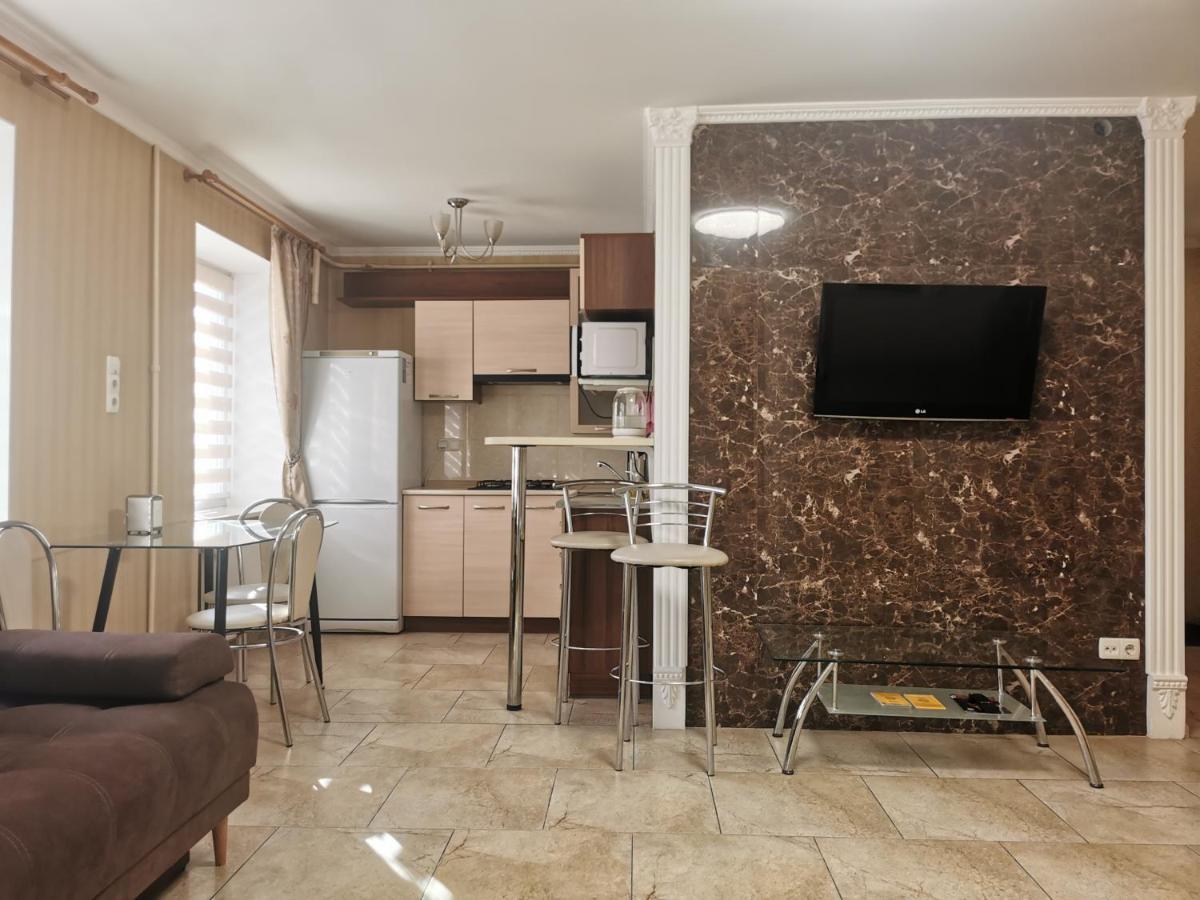 Chernigov City Centre Apartments Esterno foto
